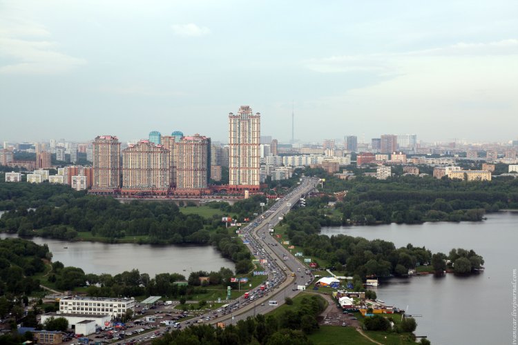 От щукинской до строгино. ЖК Алые паруса Строгино. Метро Щукинская ЖК Алые паруса. Строгино Щукинская.