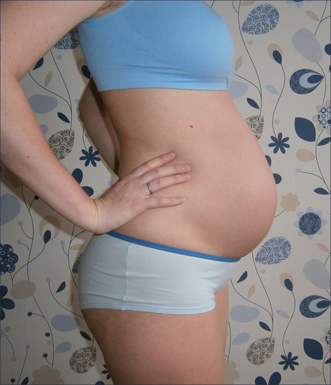 Беременна мягкий живот. 38 Недель маленький живот. Маленький живот на 38 неделе беременности. 40 Недель маленький живот. Маленький живот на 34 неделе беременности.