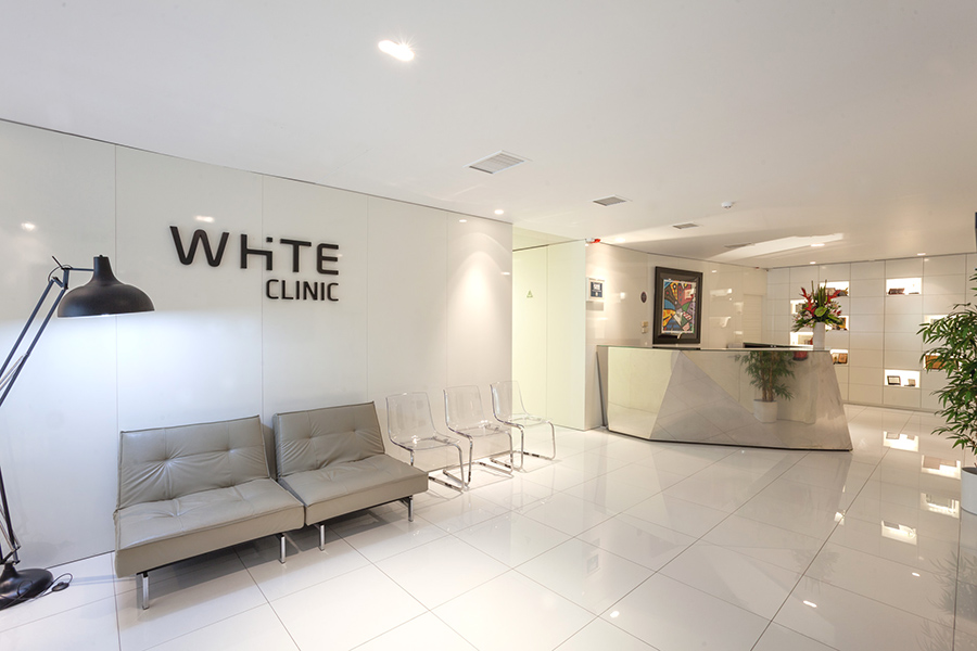 Уайт клиник. White Clinic Анапа. Wall White Clinic. Офис Whitewill. White Clinic bg.