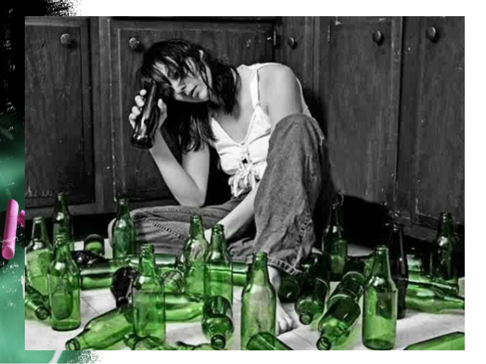 Ушла от пьющего мужа. Пьянка в одиночестве. Пьющая женщина. Алкоголизмом не страдают им наслаждаются. О пьянстве.