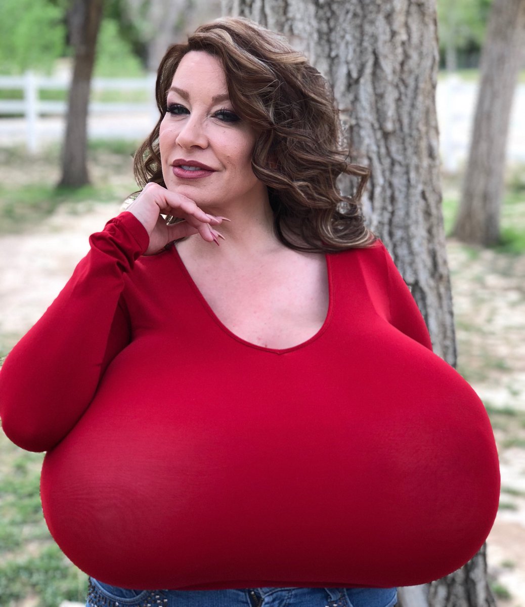 самые гигантские груди женщин фото 20