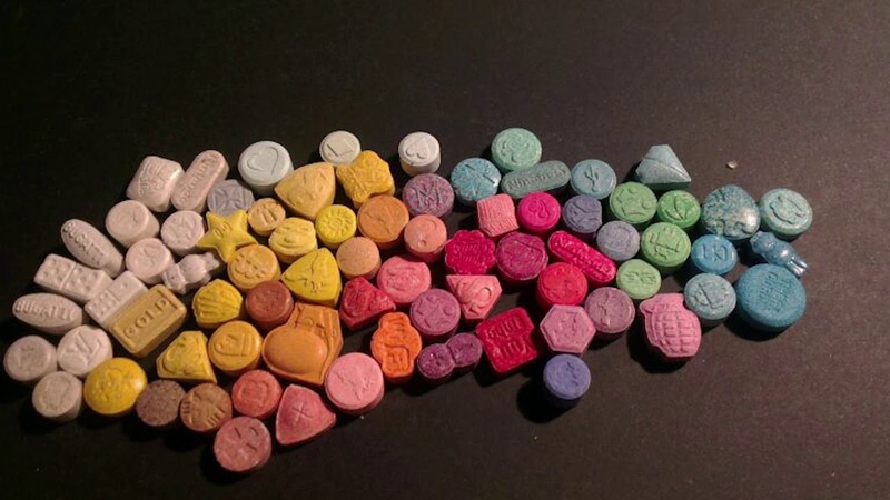 Как называется разноцветные таблетки. Лсд, мдма экстази. Амфетамин + мдма экстази. Экстази мдма 270. Экстази Heinsberg.
